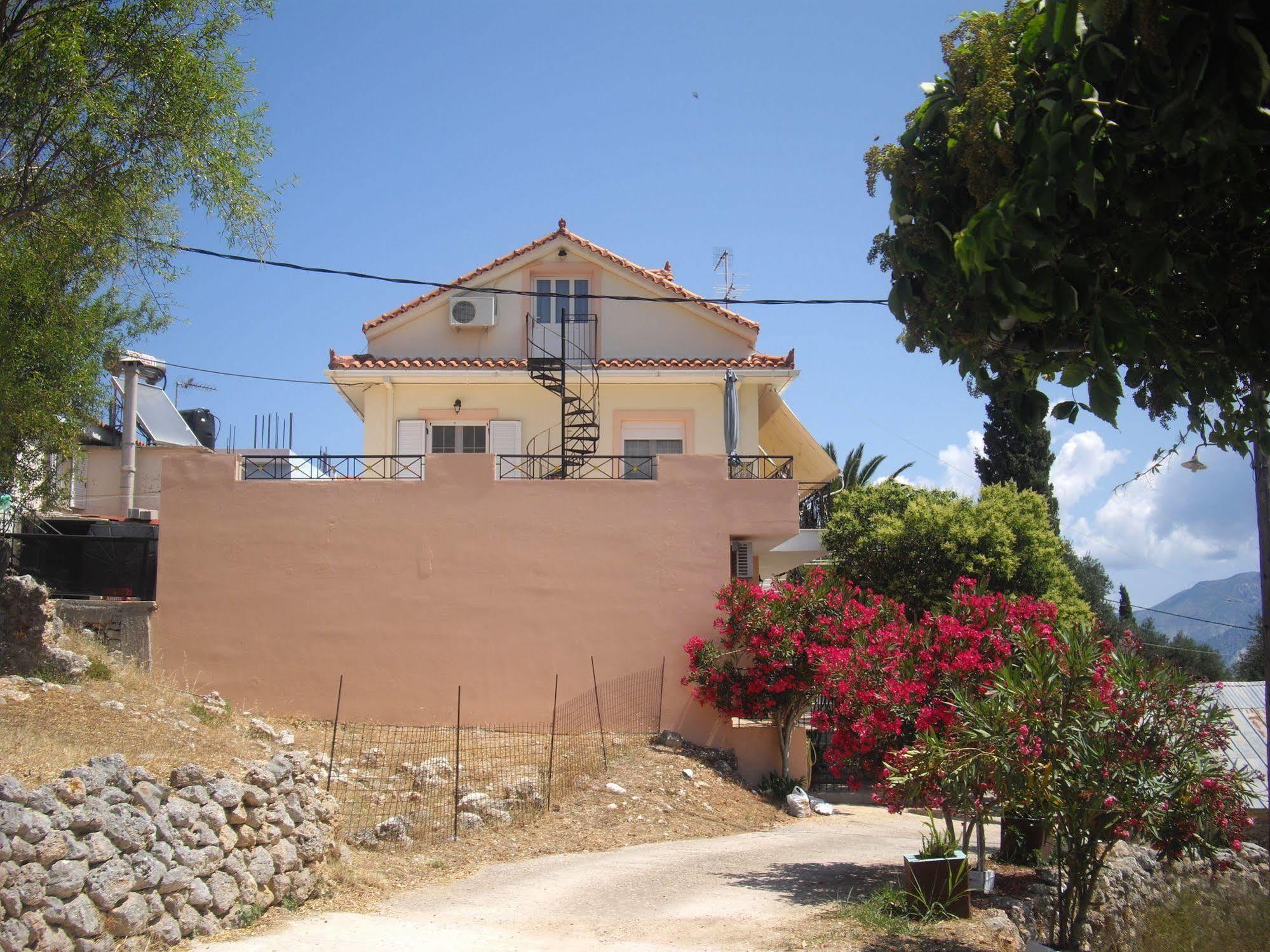 Christos Studios Zóla Esterno foto
